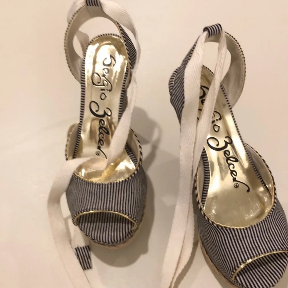 NWT Sergio Zelcer Navy & White Espadrilles